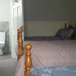 Cloonboo 9 Beds Sleeps 12 *