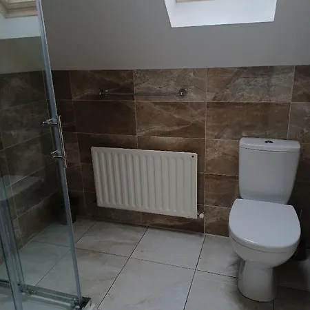 Holiday home Cloonboo With Tours Sleeps 12