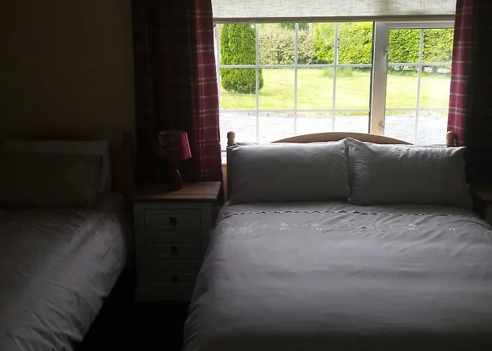 Cloonboo Lodge 9 Beds Sleeps 12 戈尔韦