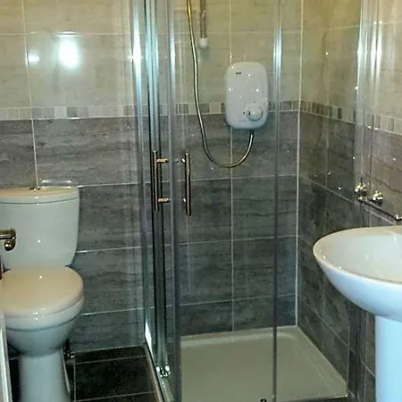 Cloonboo 9 Beds Sleeps 12 Holiday home Galway