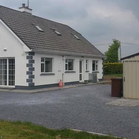 Cloonboo With Tours Sleeps 12 *