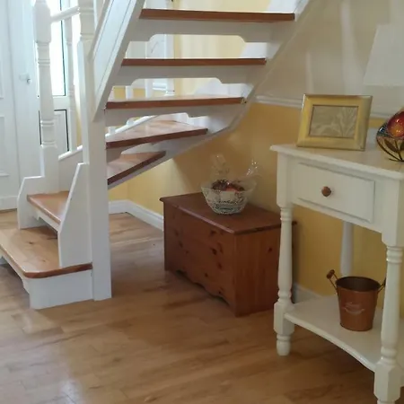 Cloonboo Lodge 9 Beds Sleeps 12 Galway