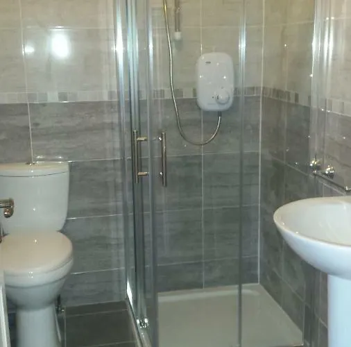 Cloonboo 9 Beds Sleeps 12 Prázdninový dům